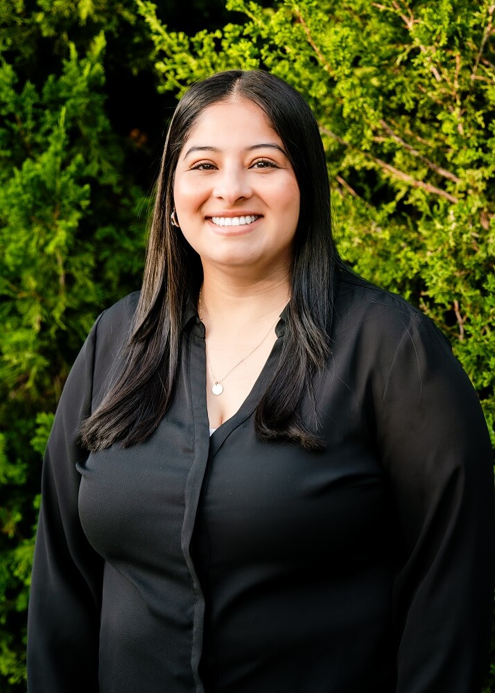 Mary Chavez Headshot